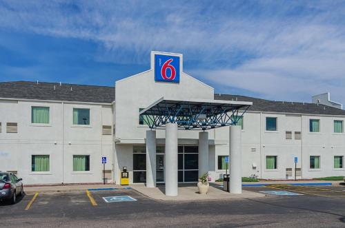 Motel 6-Wheatland, WY