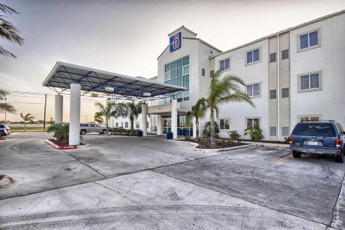 Motel 6-Mission, TX