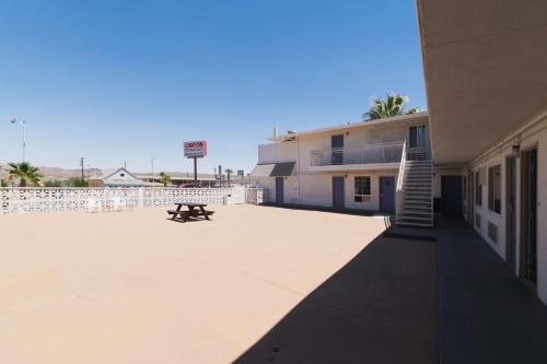 Motel 6-Barstow, CA - Route 66