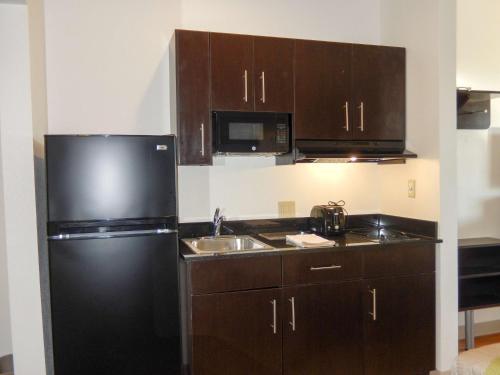 ห้องครัว, Studio 6  Yukon, OK in ยูคอน (OK)