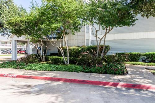 Studio 6  Dallas, TX - Northwest - 숙소 외관