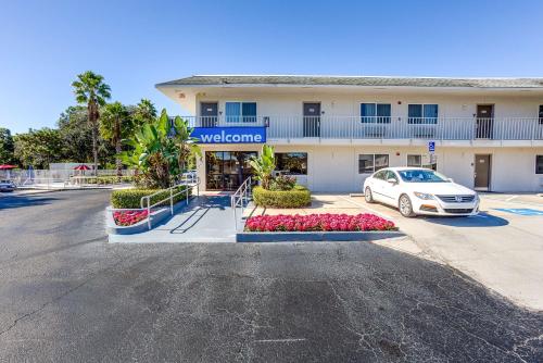 Studio 6-Kissimmee, FL - Orlando in Orlando, USA