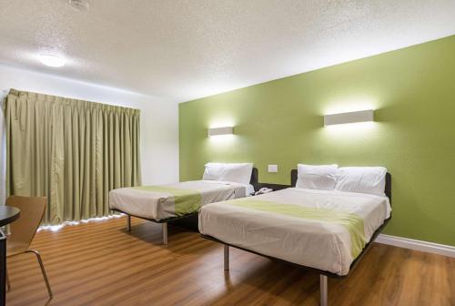 2 double beds