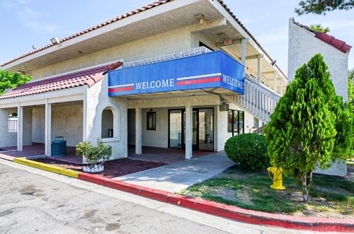 Motel 6-Barstow, CA