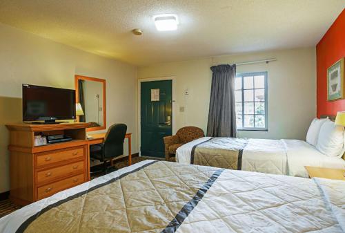 Bay Side Inn & Suites - image 7