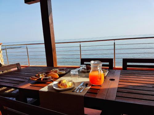 Brezza Marina Guesthouse - image 11