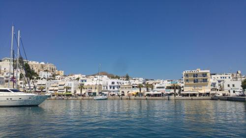 Hotel Coronis
