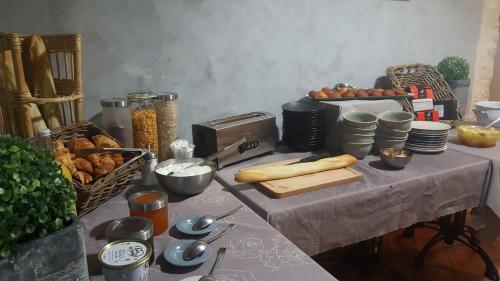 Ēdiens un dzērieni, Hotel Belvue in Sault (Provence-Alpes-Cote d'Azur)