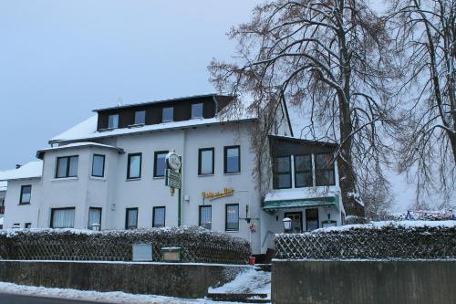 A szálláshely kívülről, Gasthaus Waldschlosschen in Sohrewald