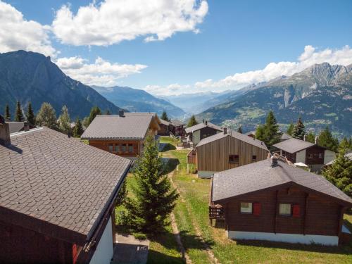 Gruppenhaus im Walliser Alpstyle