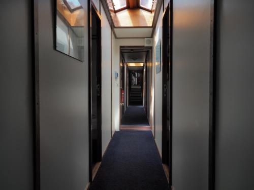 Hotelboat Sarah - image 2