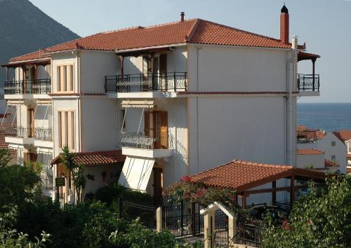Makis Studios & Apartments Póros Kefalonias