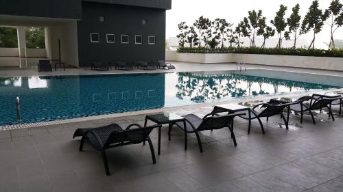 Swimming pool, The Aliff Residences near Kempas Medical Centre