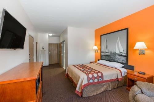 Sleeps 4