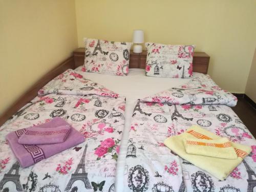 Like Home Guest Rooms - image 11