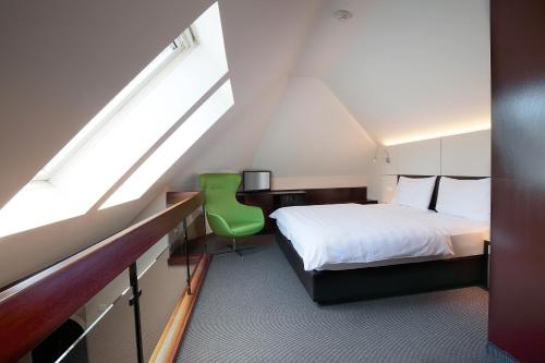 b_smart motel Basel - image 3