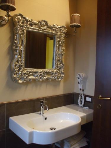 Agriturismo Il Borgo Degli Ulivi - image 2