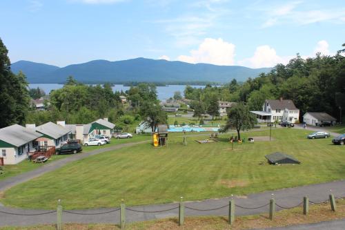 Hill View Motel and Cottages