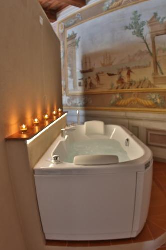 Джакузі, Relais Villa Poschi in Сан - Джуліано Терме