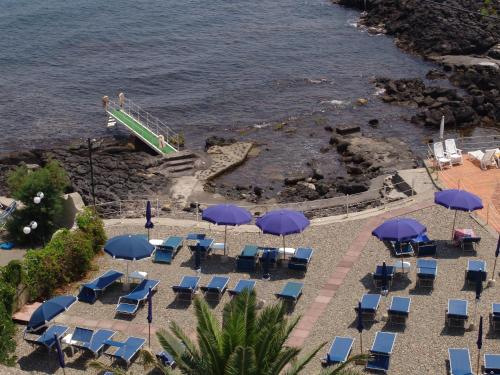 Beach, Kalos Hotel in Giardini Naxos