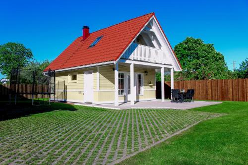 Kasekese Holiday Home with Sauna and Garden