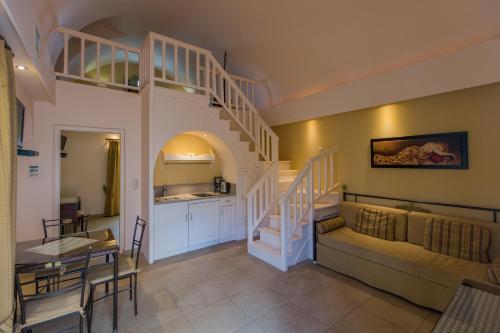 Anassa Deluxe Suites