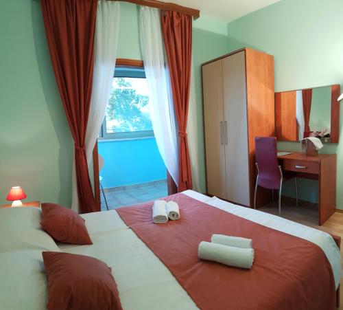 Guesthouse Pomena - image 7