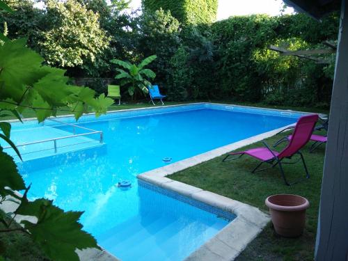 Swimming pool, Gentil'Home - Toulouse B&B Prestige in Fenouillet