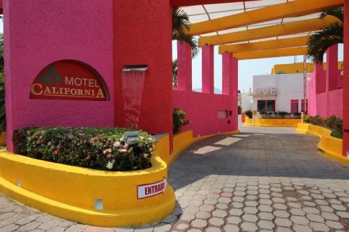 Motel California 3