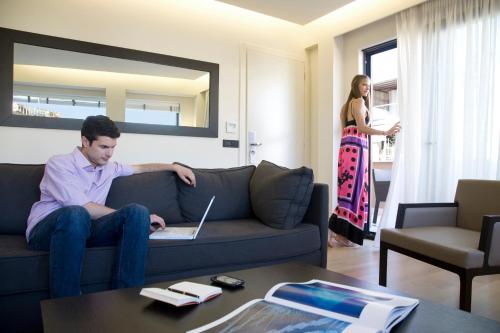 O&B Athens Boutique Hotel - image 14