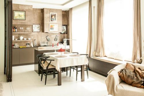Okolnik Apartment, Varsovie