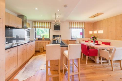Chalet Juwel by Active Stay