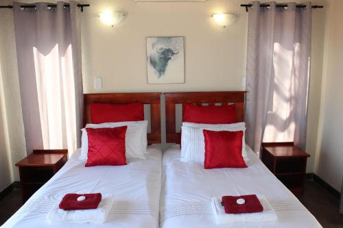 Woodpecker Lodge B&B Room Type - Twin Room with Private Bathroom