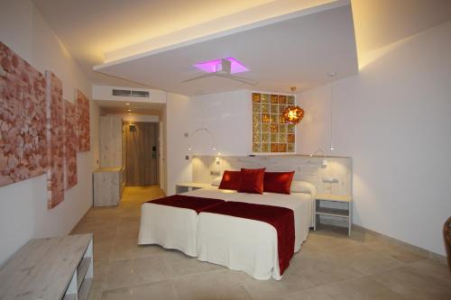 Hotel Abrat - image 2