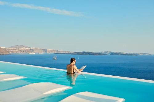 Canaves Oia Santorini