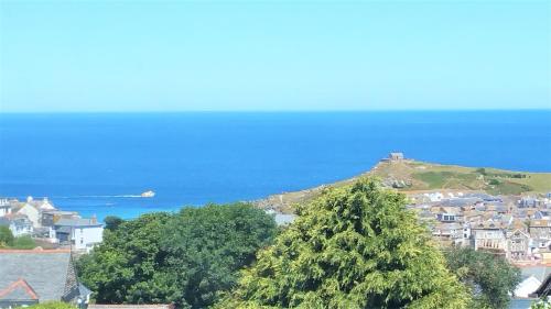 3 Orchard Walls, St Ives, Cornwall