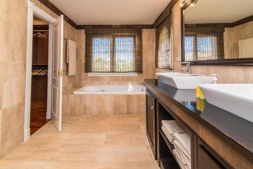 Benalmádena Coast Villa – Benalmadena, SC