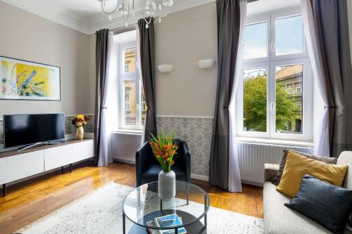Markiz Luxury Apartments - image 10