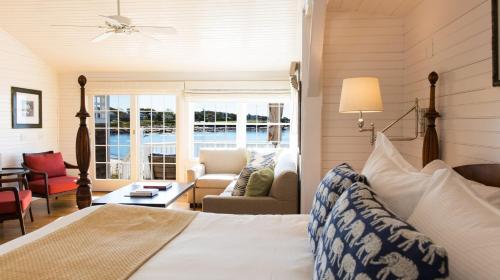 Castle Hill Inn - image 2