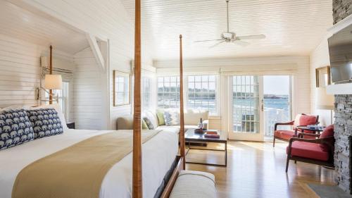 城堡山旅館 (Castle Hill Inn) in 新港周邊