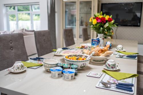 Ételek és italok, Katolondonhaus in Croydon