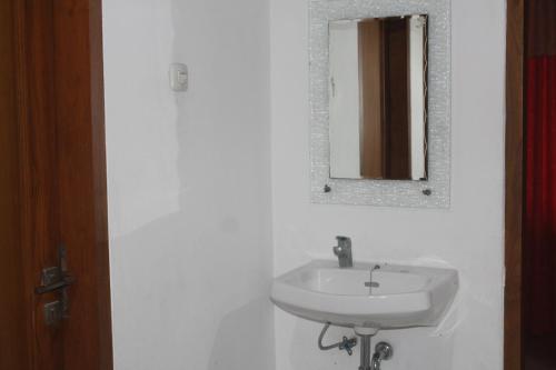 Well-appointed bathrooms