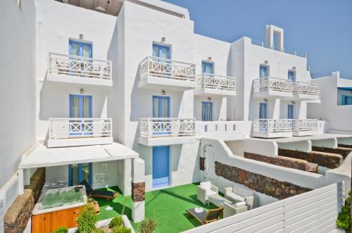 Naxos Island Hotel - image 5