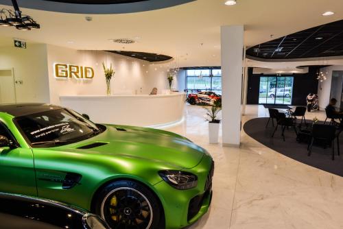Grid Hotel - image 13