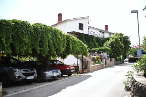 Apartments Maestral