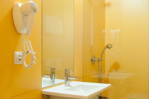 Coimbra Vintage Lofts Apartments - image 8