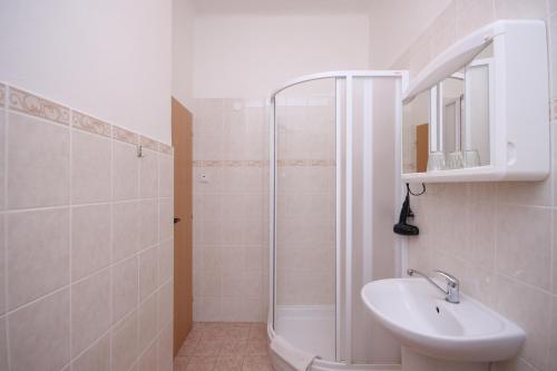 Hotel Claris, Prague (photo 11)