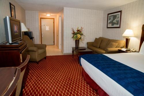 Hampton Falls Inn