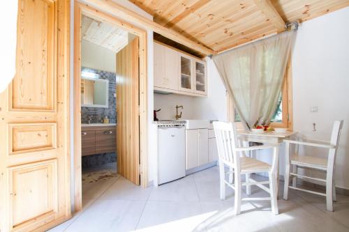 Arodamos Sea House - image 3