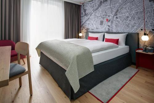 1 queen bed